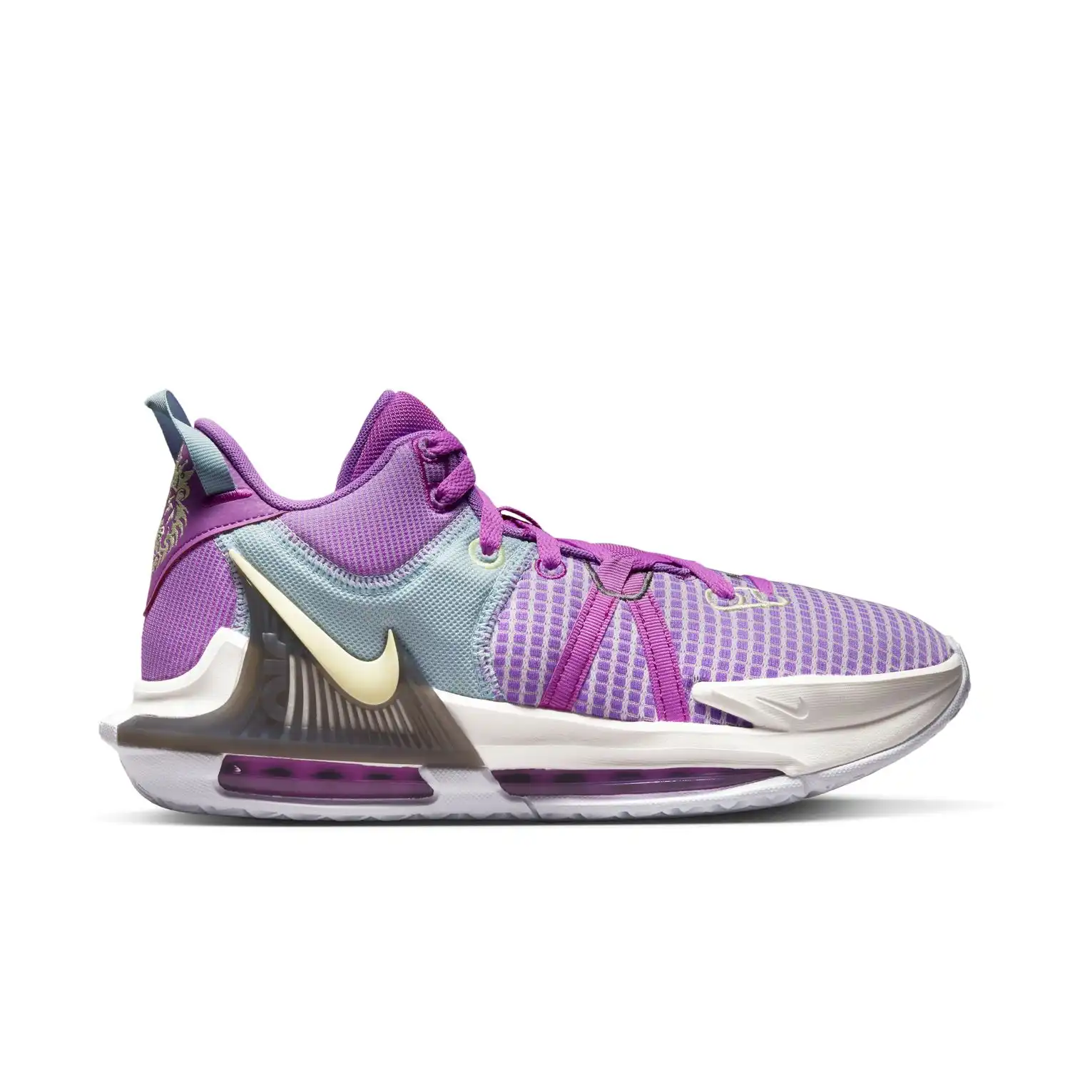 Lebron cheap scarpe prezzi